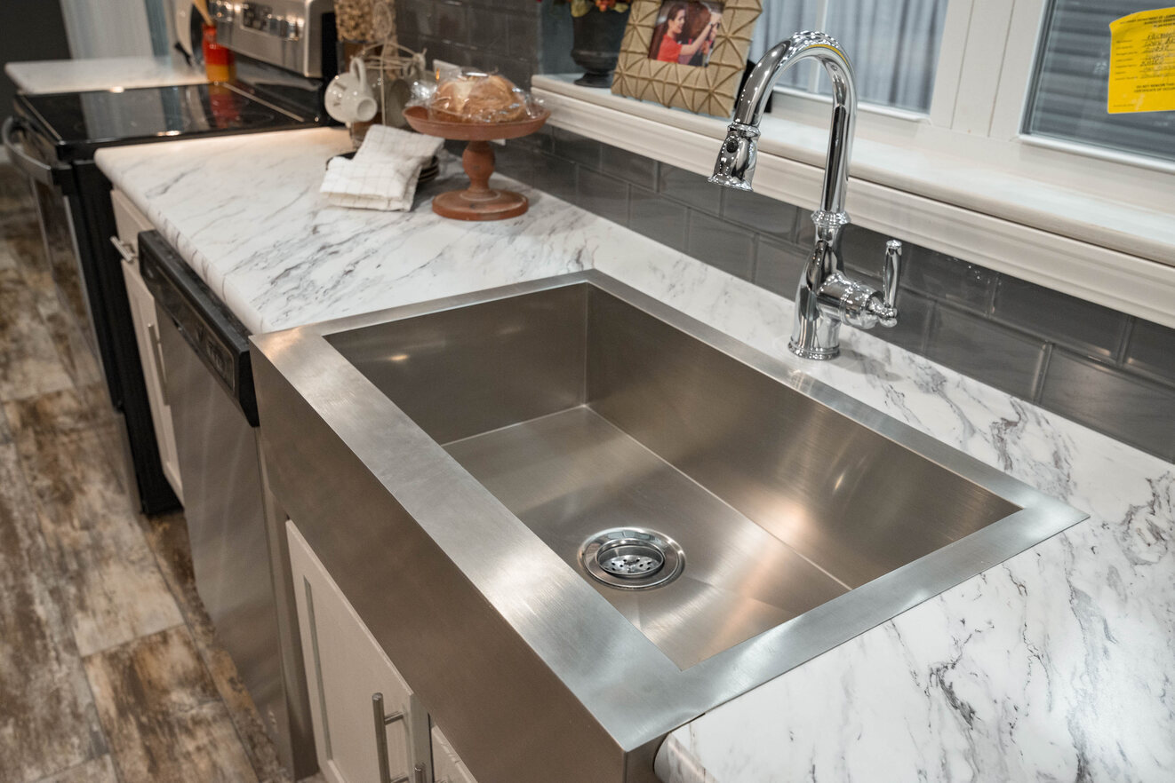 fairmont_masters_series_92602_pinehurst_modular_home_kitchen_5_1322_12